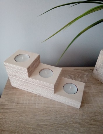 Świecznik stopniowany 2