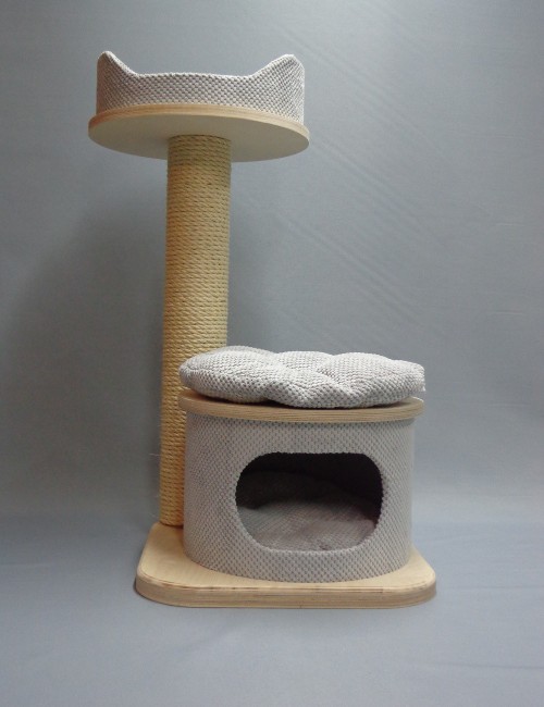 Drapak dla kota Athi 1